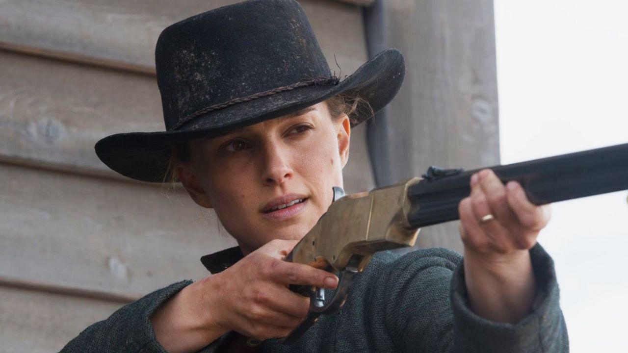 Джейн берет ружье