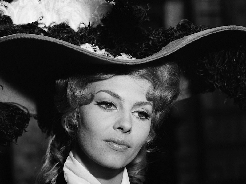 мишель мерсье