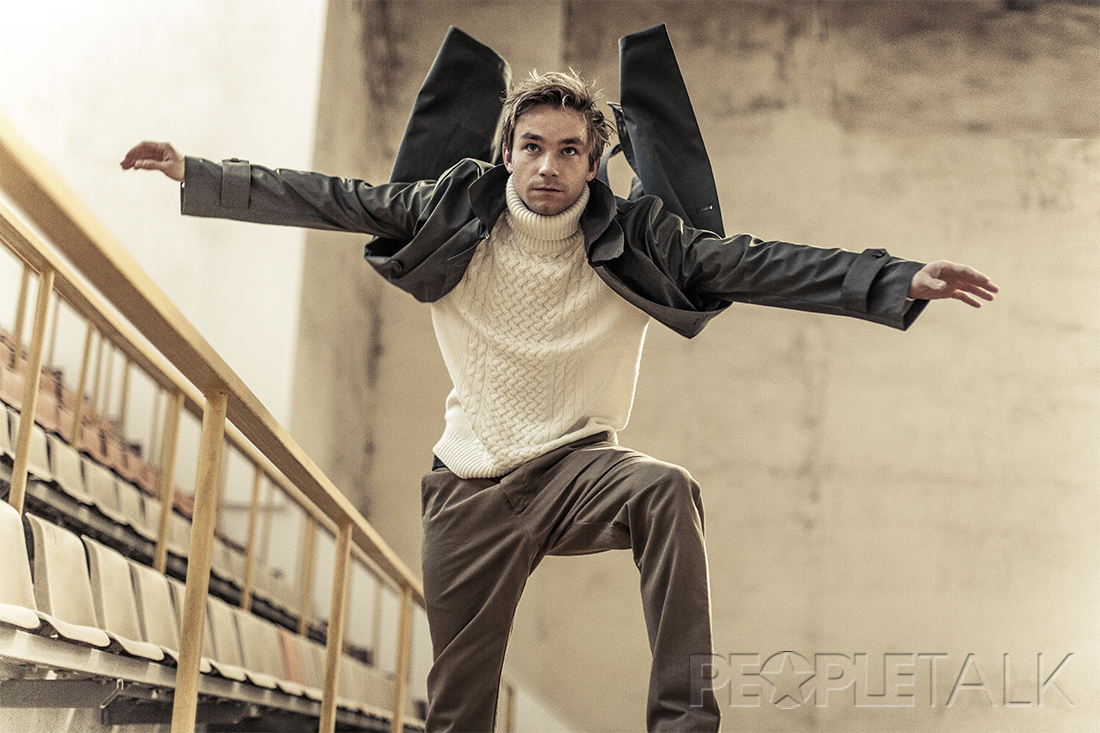 Александр Петров