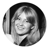 Катя Комолова