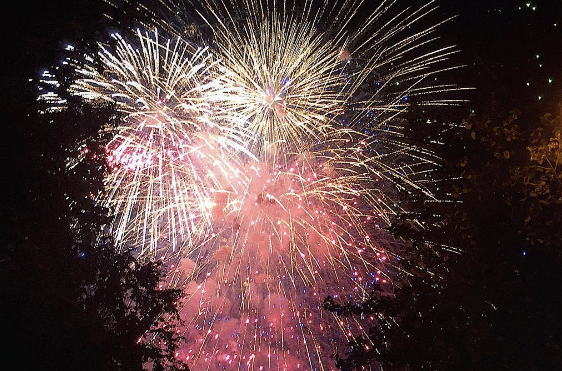 Салют 9 мая День Победы