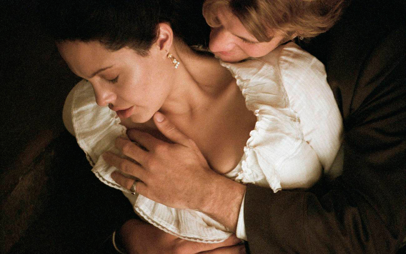 Анджелина Джоли