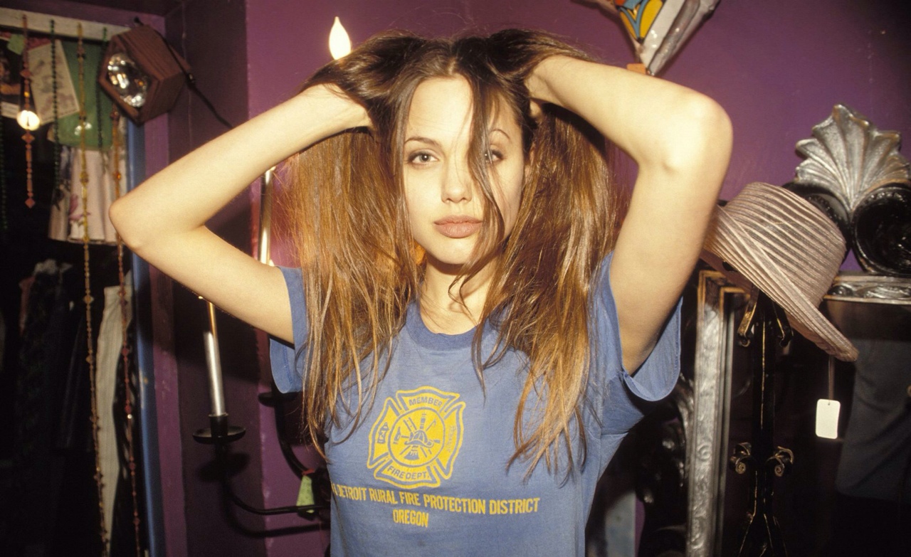 Анджелина Джоли