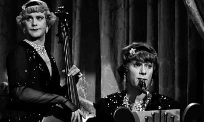 В джазе только девушки