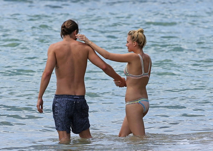 марго робби и бойфренд