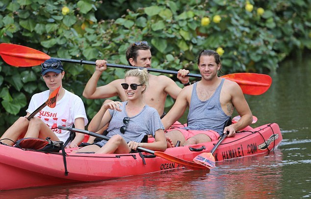 марго роби и том экерли