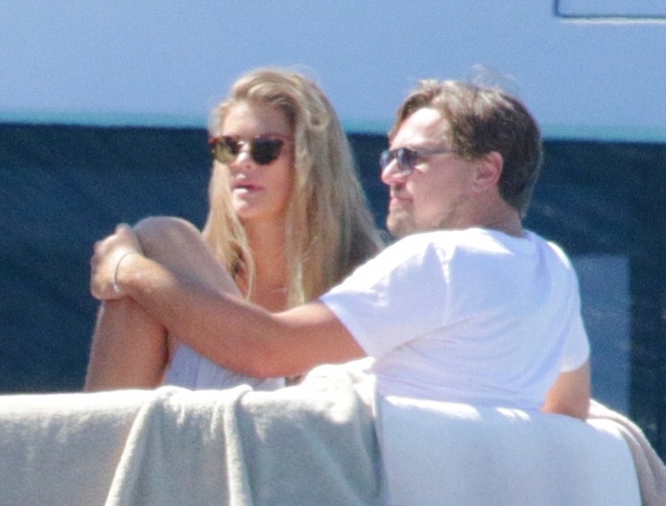 дикаприо агдал