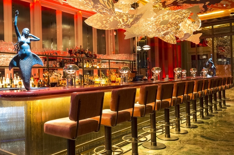 Sexy Fish находится в районе Mayfair. 