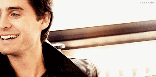 Жас әйел жыныстық қатынас үшін күйеуін алдайды.