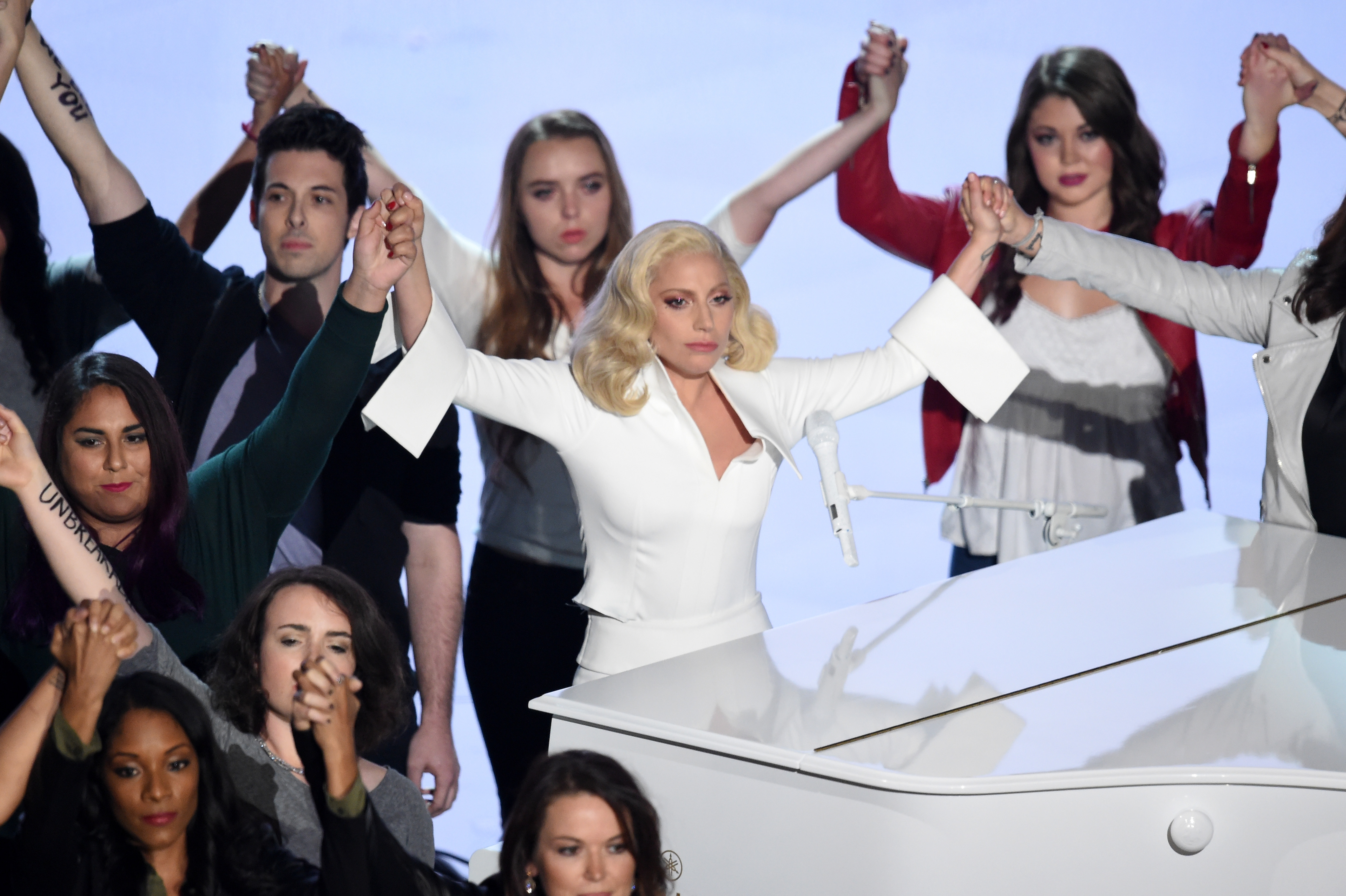 Гага выступление Оскар 2015