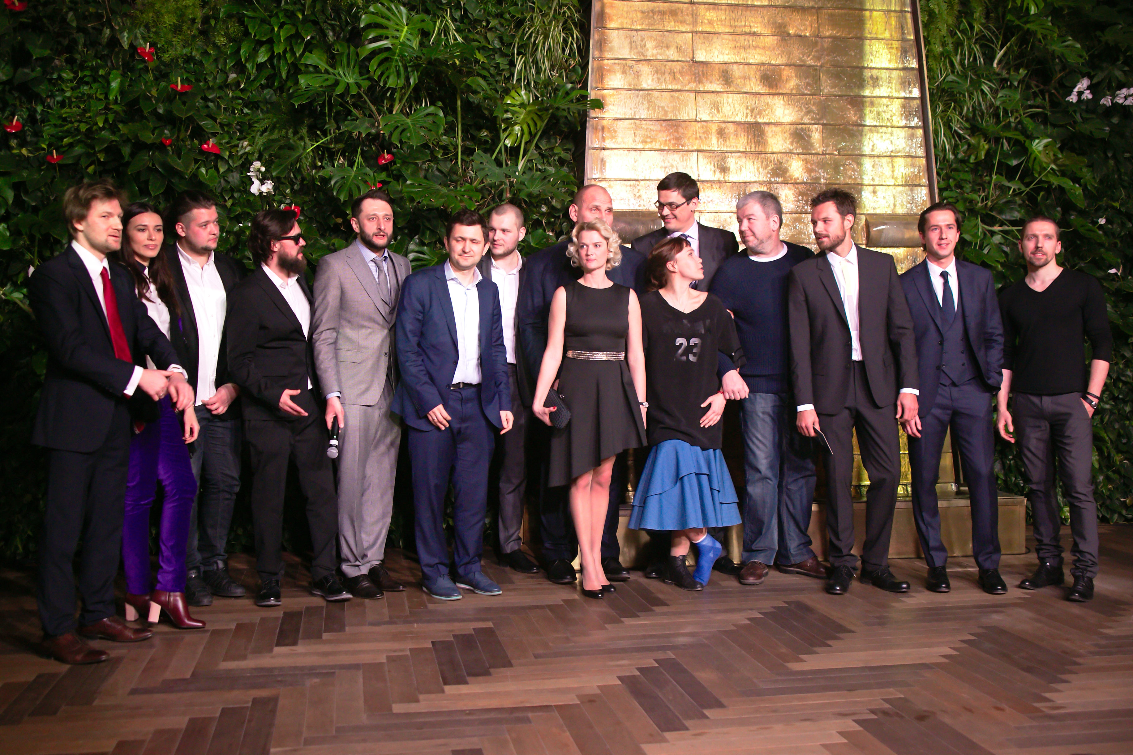 Чемпионы. Быстрее. Выше. Сильнее