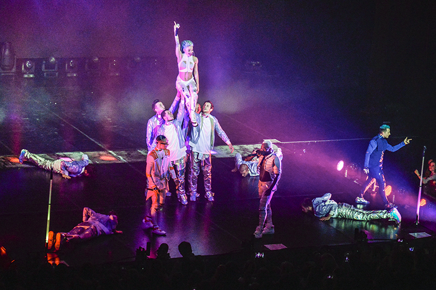 Quest Pistols Futurismo