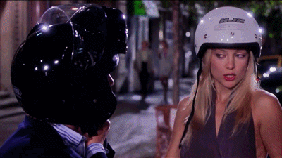 заинтригован