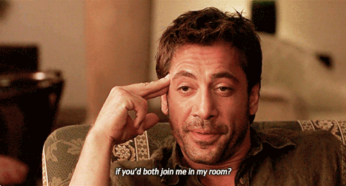 Қынап артқы жағынан кіреді