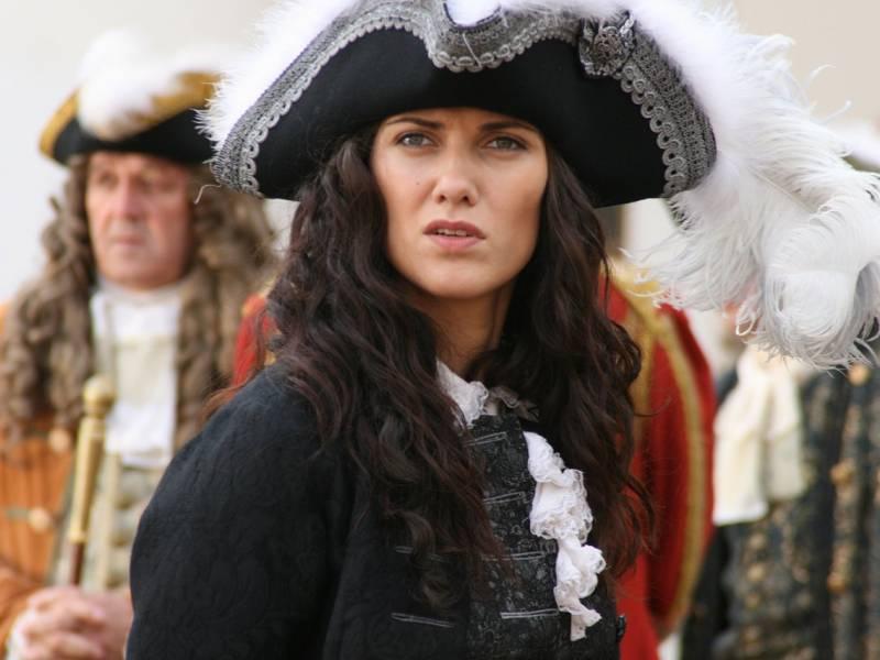 Анна Носатова, сериал Клуб