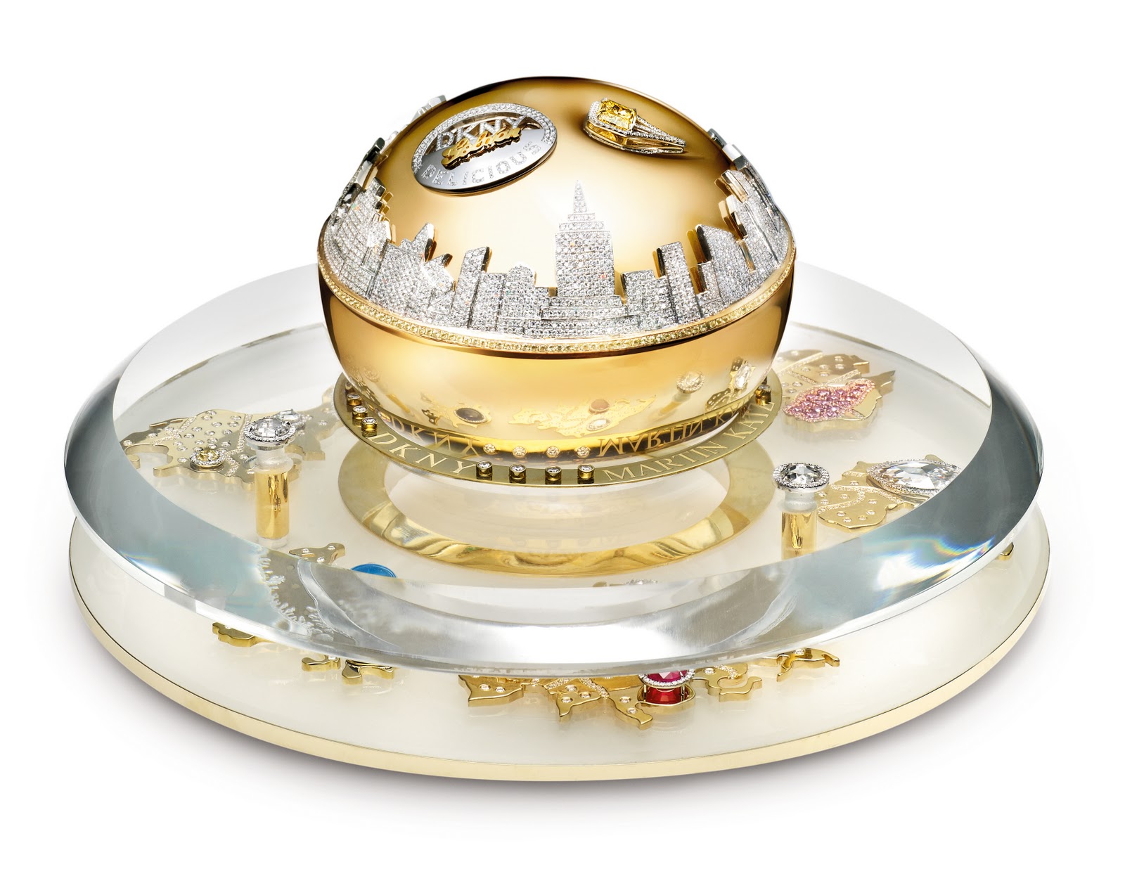 DKNY Golden Delicious