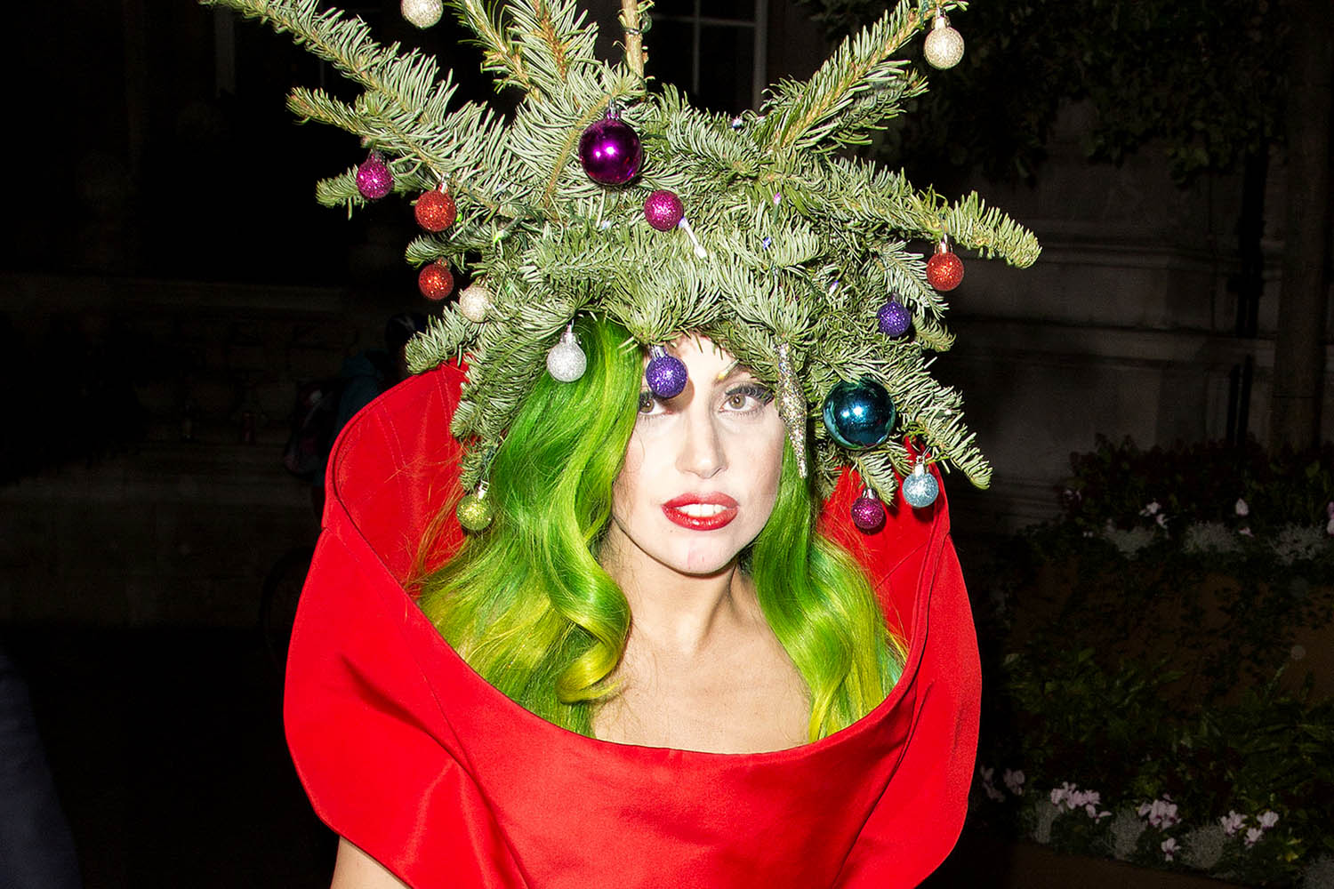 Леди Гага елка