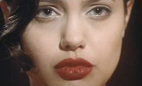 Анджелина Джоли