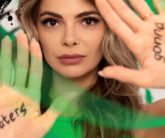 «Девушки с телика»: честные рассказы спортивных телеведущих о сексизме в профессии