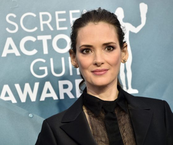 Вайнона Райдер призналась, что стала жертвой сексуальных домогательств