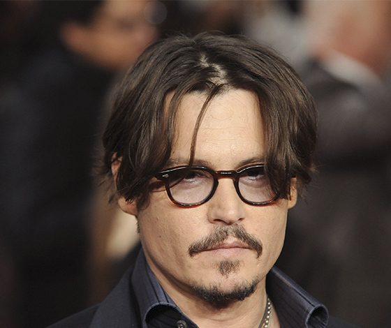 Депп готовится к суду: распродает коллекцию картин