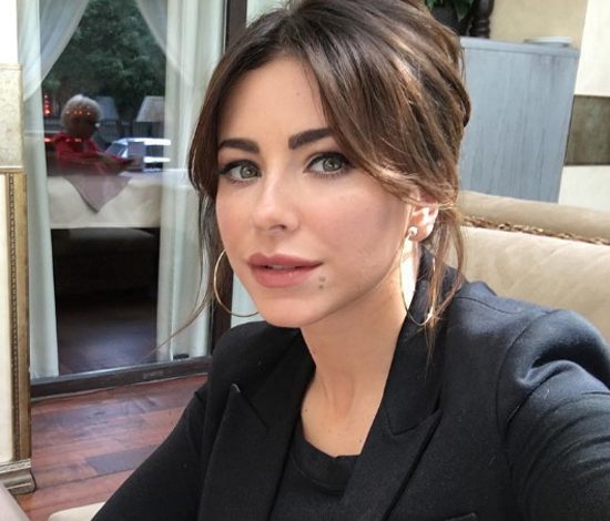 Ани Лорак копирует Нюшу