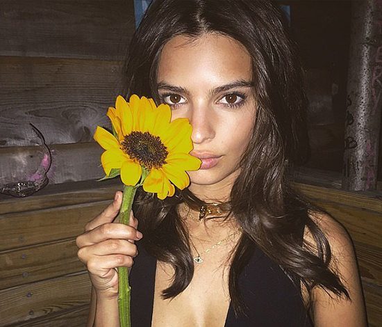 Почему все хотят Эмили Ратаковски