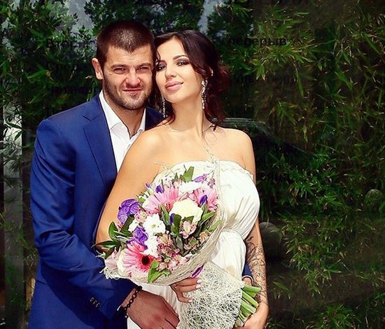 Хоккеист Александр Радулов снова женился на Дарье Дмитриевой