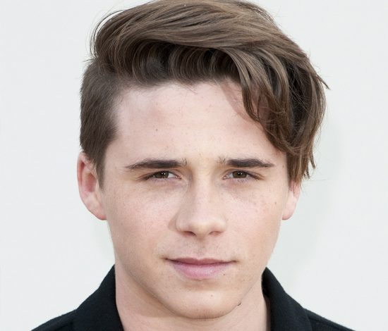 Бруклин Бекхэм похвастался спортивной фигурой