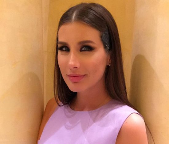 Кети Топурия похвасталась телом в купальнике