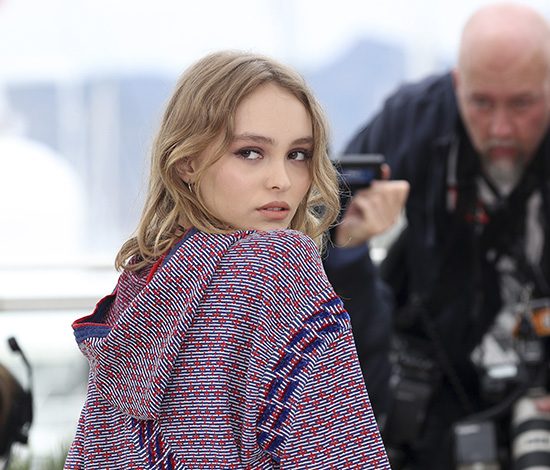 Лили-Роуз Депп встала на сторону отца