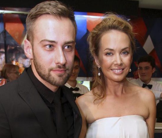 Дмитрий Шепелев показал подросшего сына