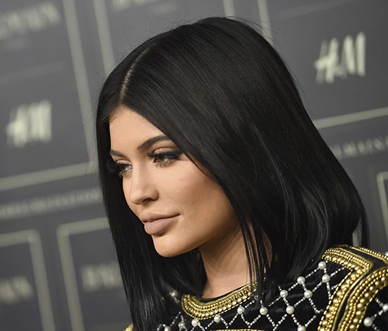 Кайли Дженнер тяжело переживает разрыв с Тайга