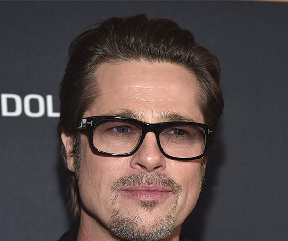 Брэд Питт спас девочку от бушующей толпы