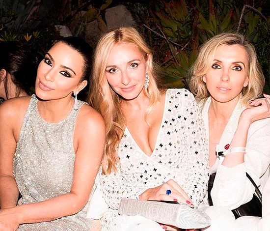 Как знаменитости развлекались в Каннах