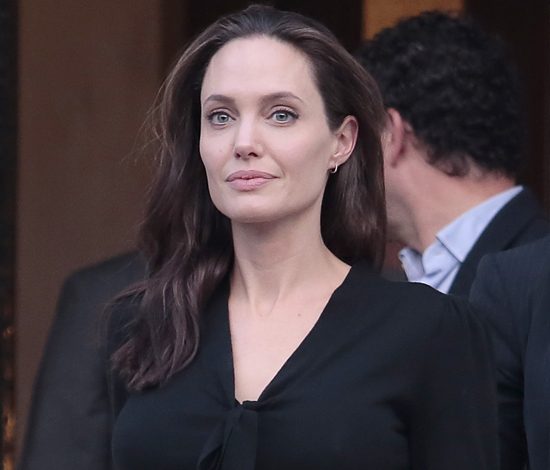 Исхудавшая Анджелина Джоли раскритиковала Дональда Трампа