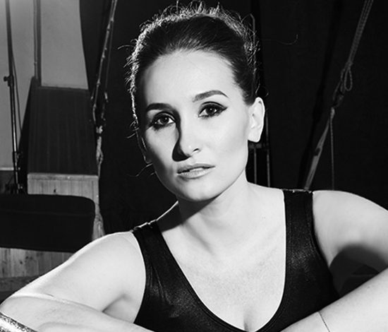 Настя Винокур летает на трапеции и тебя научит!