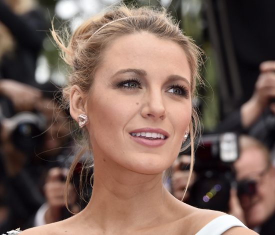 Беременная Блейк Лайвли похвасталась шикарными ногами