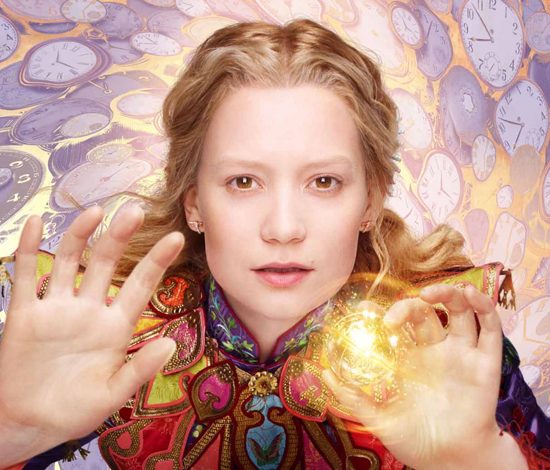 «Алиса в Зазеркалье»: смотрим трейлеры!