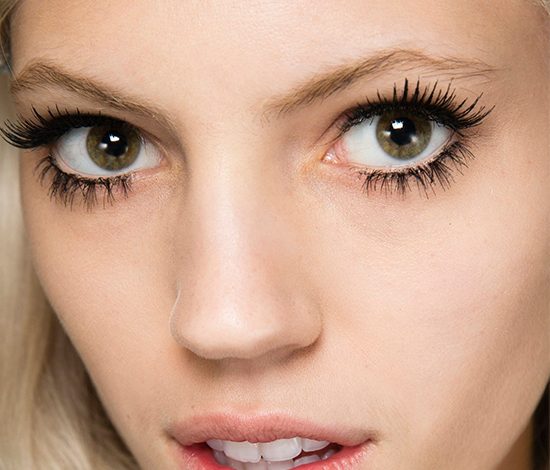 Бьюти-совет редакции: как отрастить длинные и густые ресницы