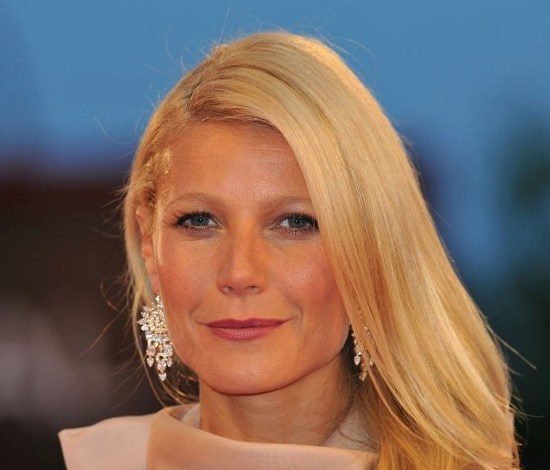 Гвинет Пэлтроу продает секс-игрушки