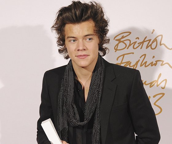 Первые фото Гарри Стайлса с новой стрижкой