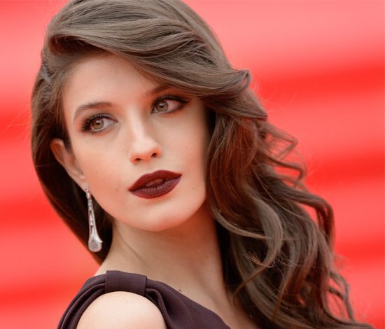 Аню Чиповскую избили?