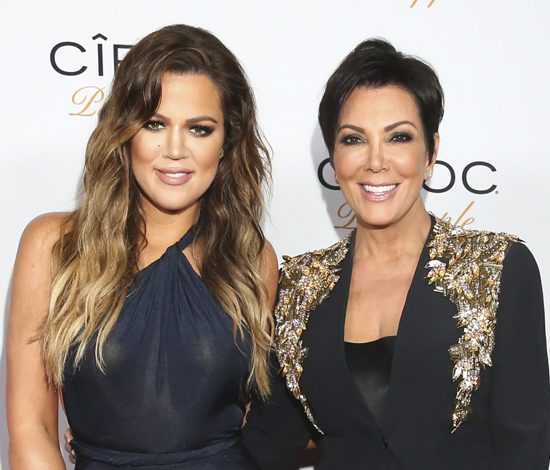 Хлои Кардашьян публично поблагодарила свою маму