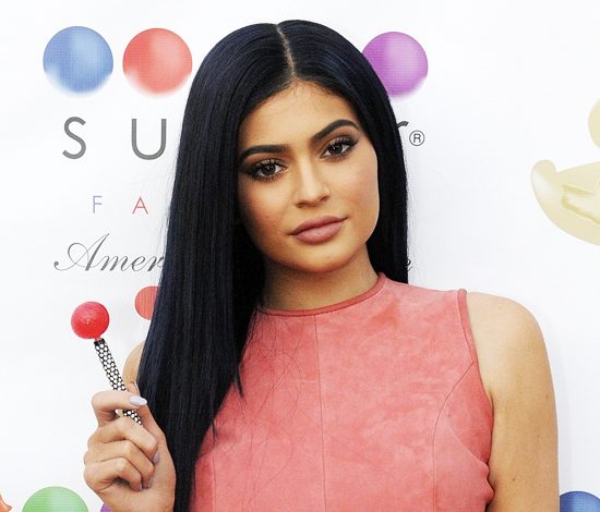 Кайли Дженнер призналась, что считает себя феминисткой