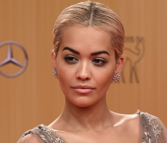 Рита Ора показала откровенные фото