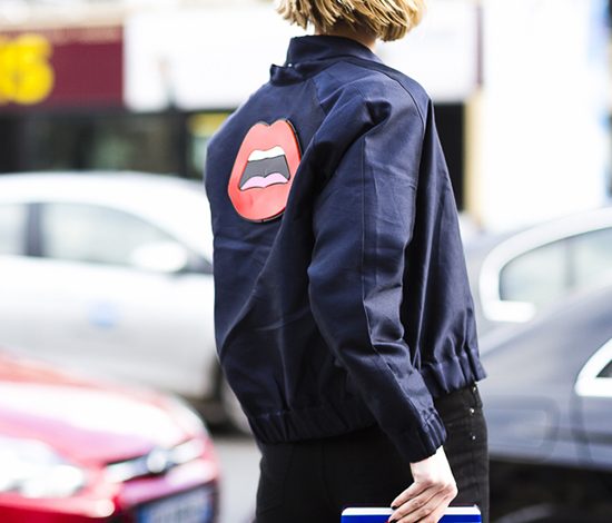 Чужие губы: топ-30 вещей с чувственным принтом