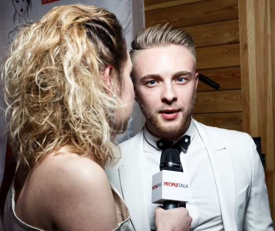 Новая девушка Крида и кого не пустили на премию Hello!