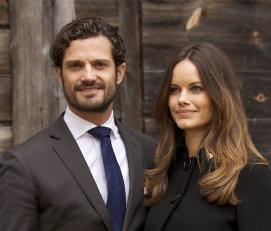 Принц Швеции Карл Филипп и принцесса София показали сына