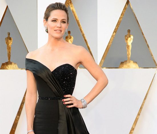 Топ-15 лучших выходов Дженнифер Гарнер